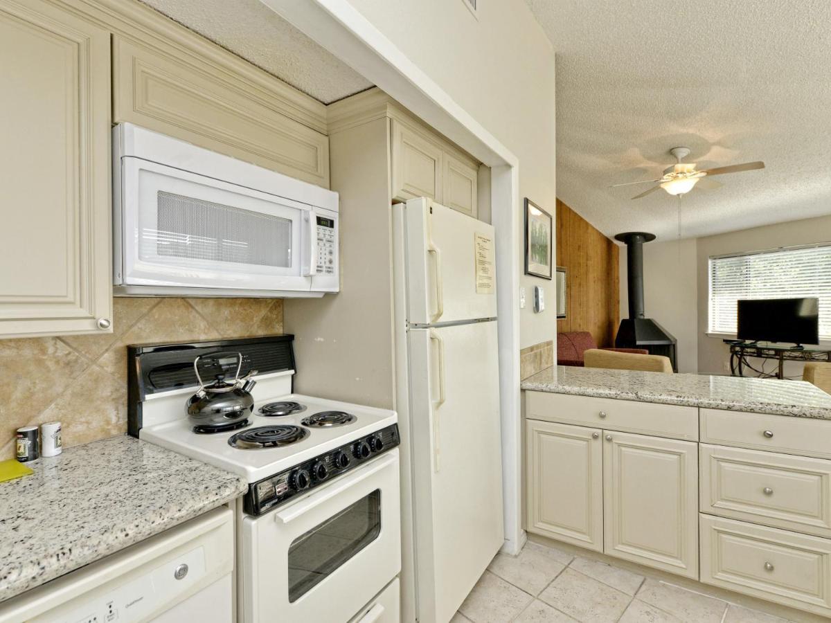 Lake Travis Bungalow Casita Golden Rod #2 Lakeway Eksteriør billede